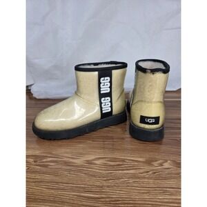 UGG‎ Classic Clear Mini Boots Womens Size 6 Waterproof Shearling Winter Shoes